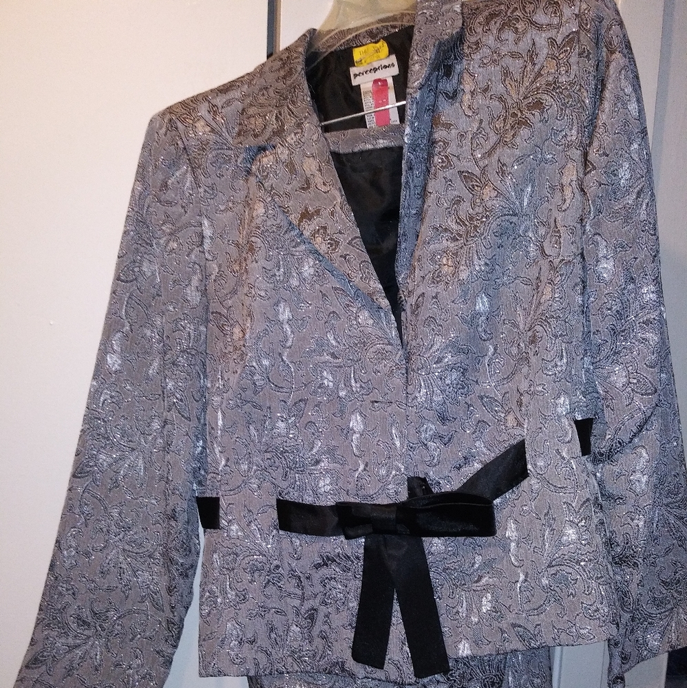 Suit